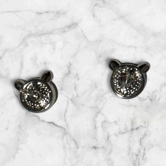 🇨🇦🆕5th Avenue Blue Swarovski Crystal Cat Earrings - Picture 3 of 10